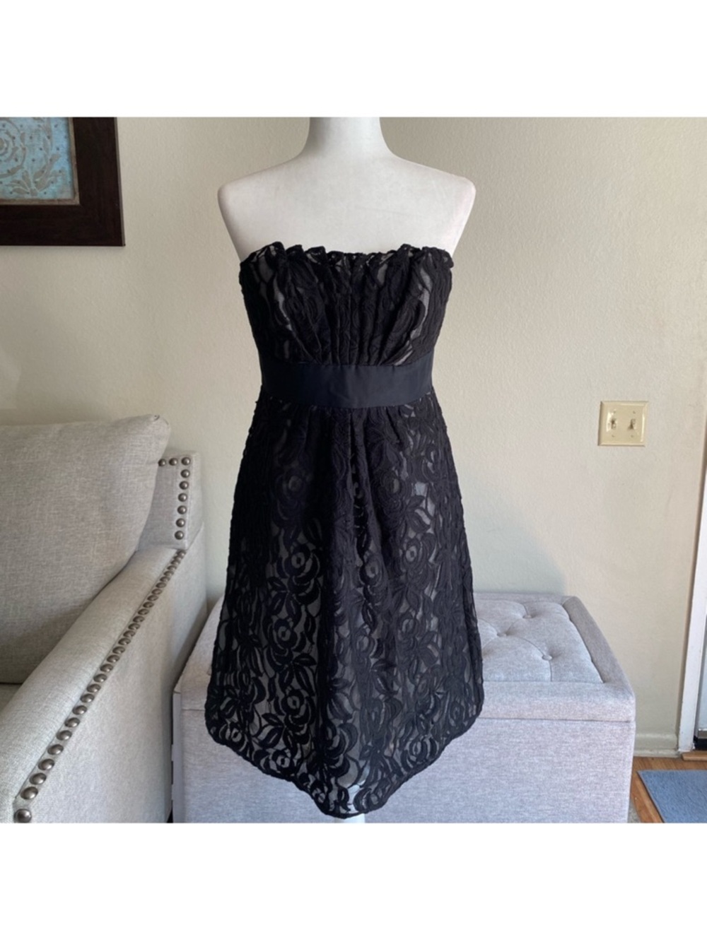 White House Black Market Black Strapless Lace Cocktail Women’s Dress✨
